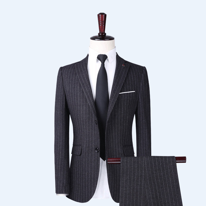 VERTICAL STRIPED SUIT